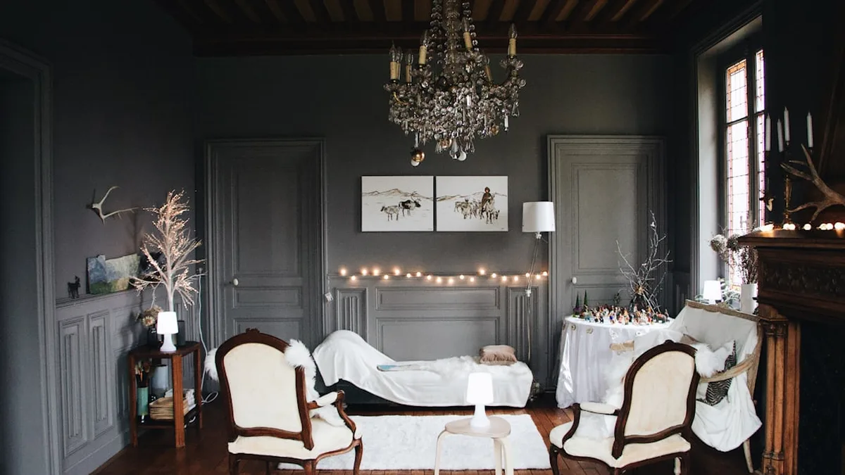 Comment décorer son sapin sans tout racheter
